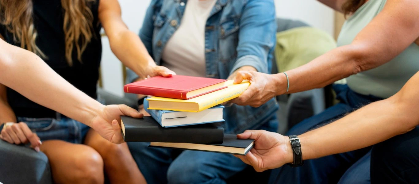 Leer con otros: cuando un libro se convierte en conversación
